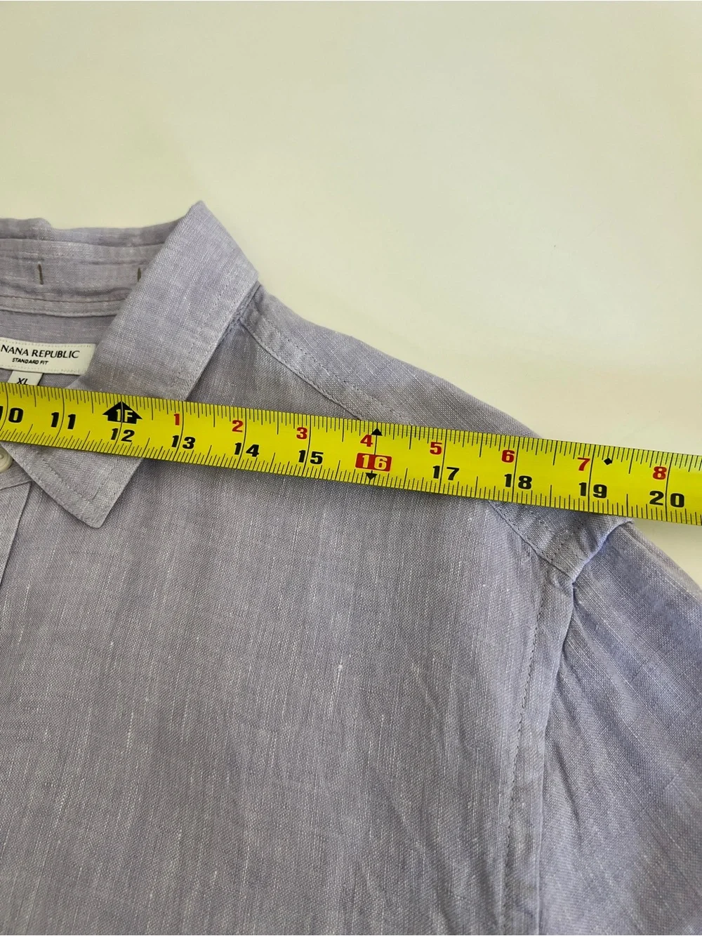 Banana Republic Men's Light Lavender Linen Button-Up Shirt